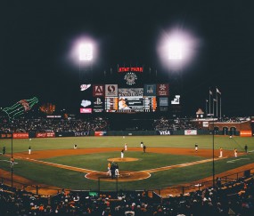 开云体育视频直播-鹰击长空，侠行独步，杰伦·格林如何以老鹰节奏主宰比赛