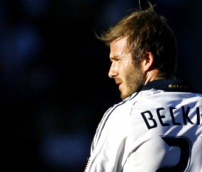 开云足球直播-冰封大鲨鱼，水花溅东方，辽宁铁血防守与克莱的救赎之战