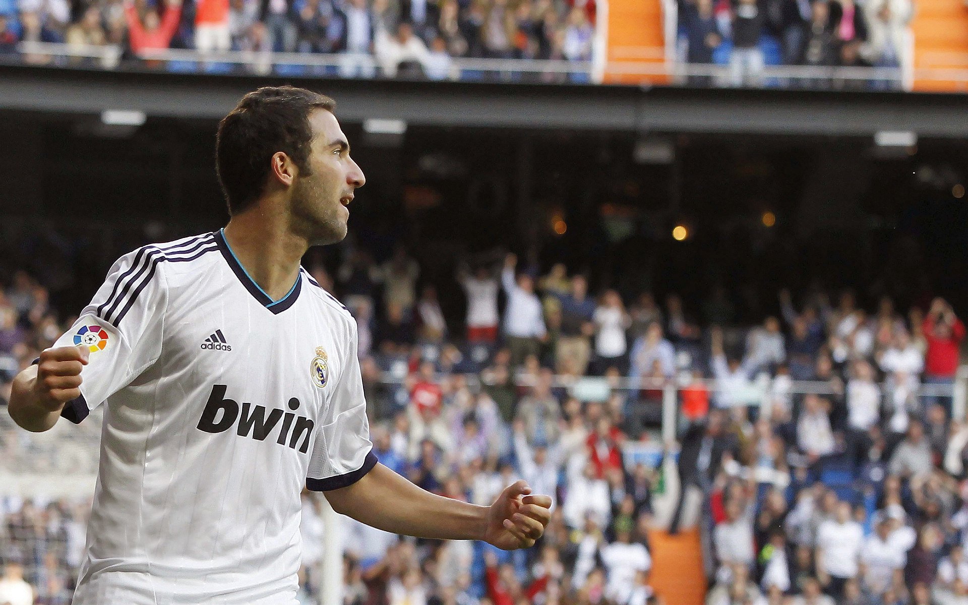 活塞一波带走快船,詹姆斯节奏完全掌控