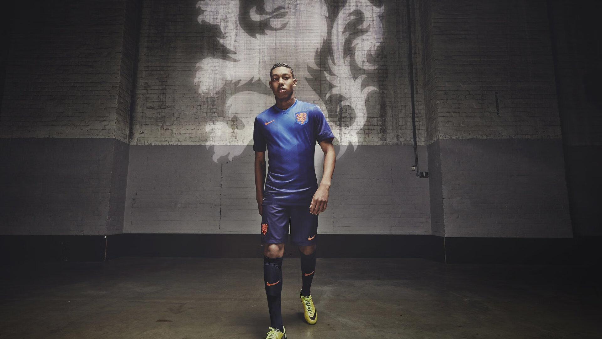 欧冠淘汰赛之夜,锡安关键进球定乾坤